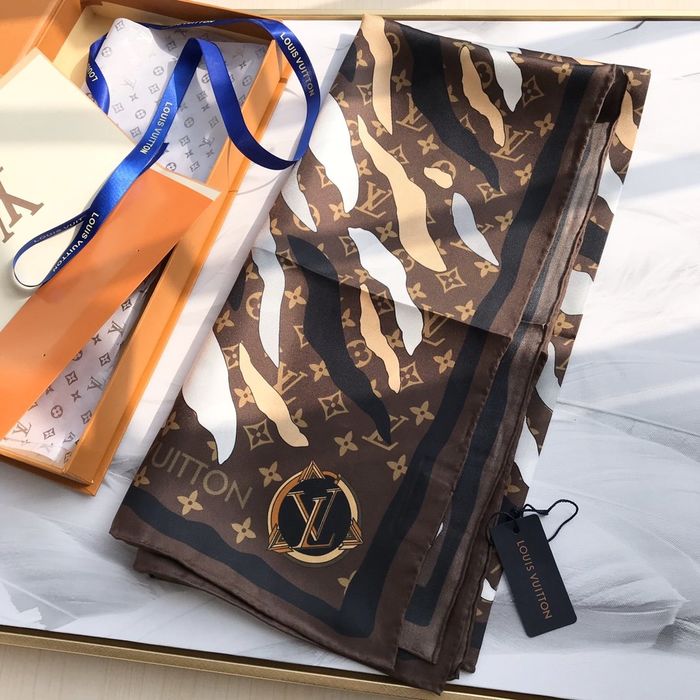 Louis Vuitton Scarf LVS00093